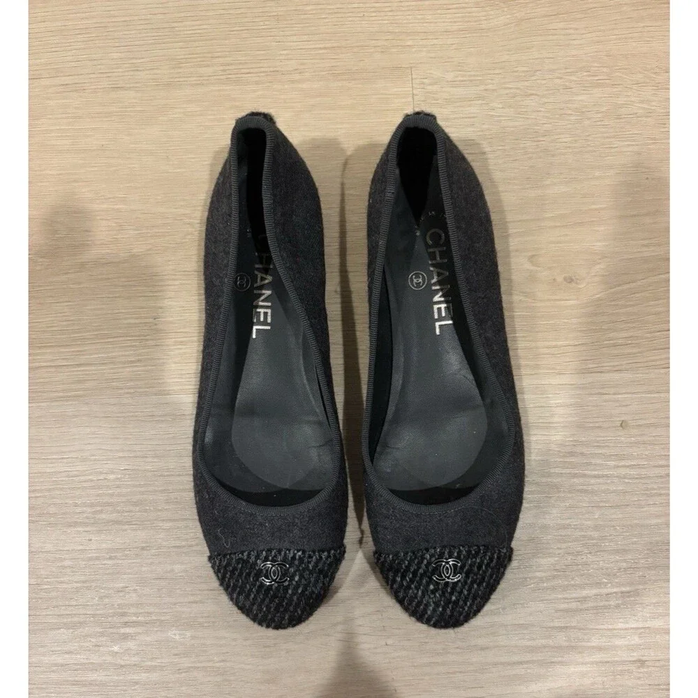 CHANEL Black Leather Cap Toe CC Logo Ballet Flats Women’s EU 37.5